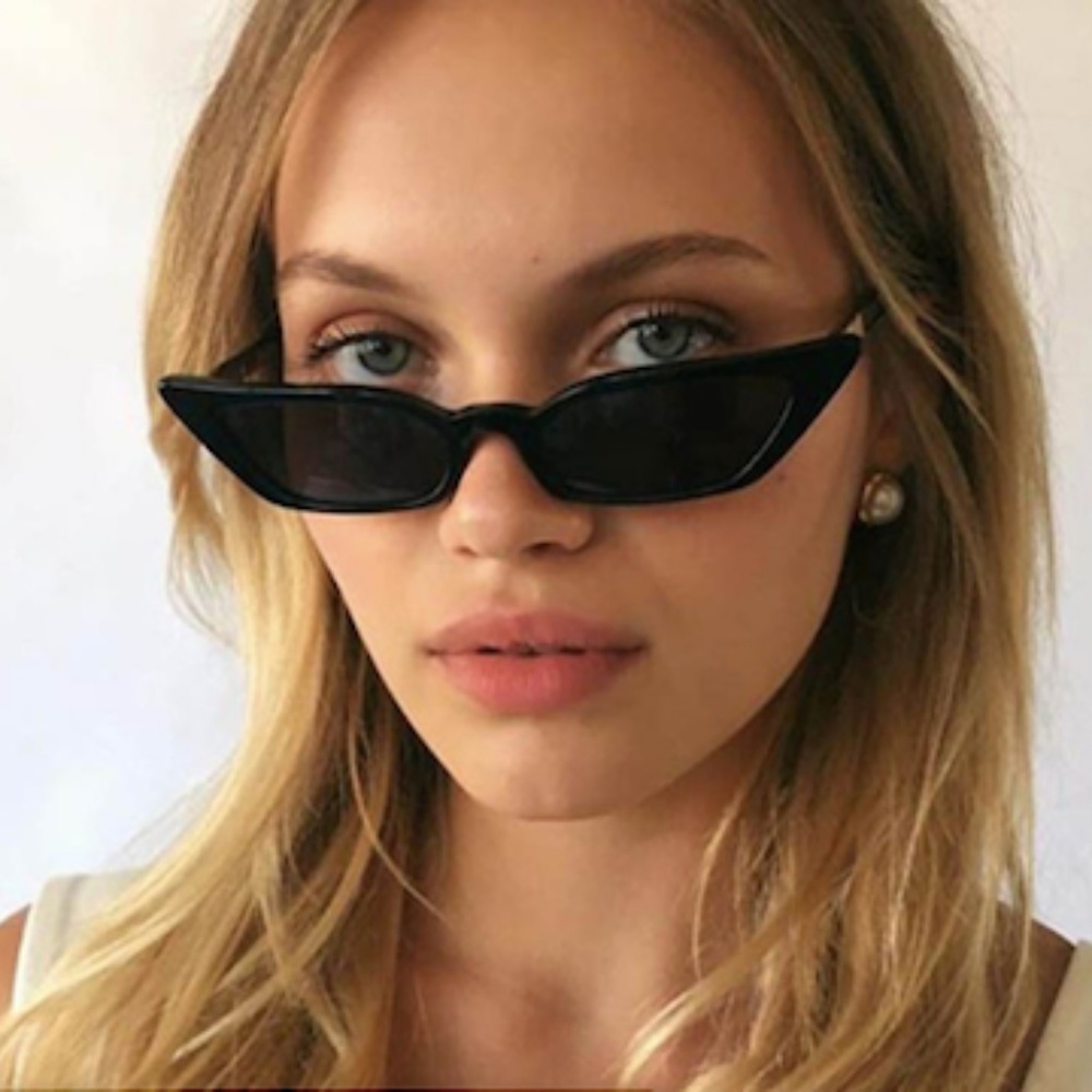 Transparent Retro sunglasses